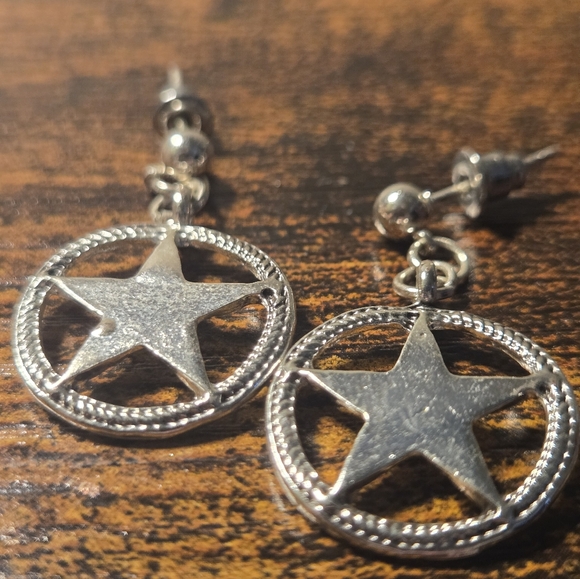 Source Unknown Jewelry - Silver Toned Star Dangle Earrings